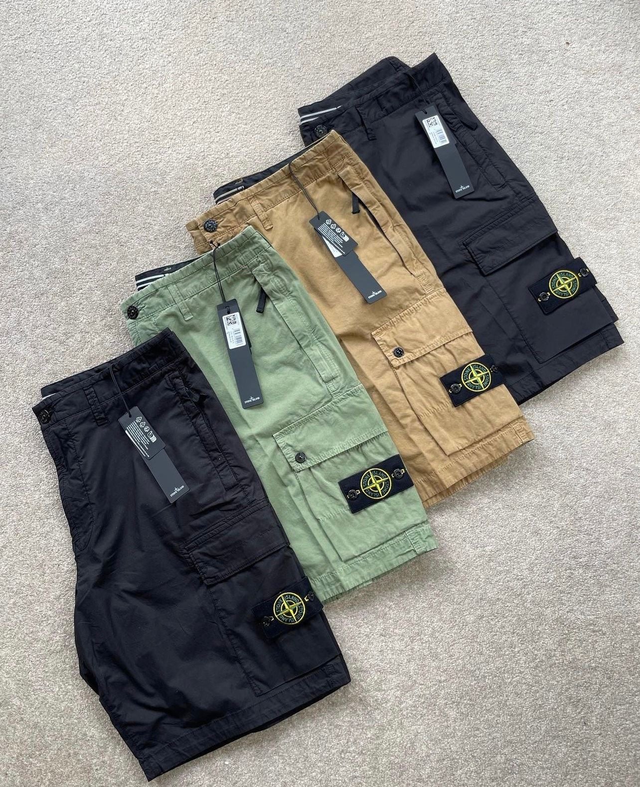 2 x 1 : Cargo Stone Island